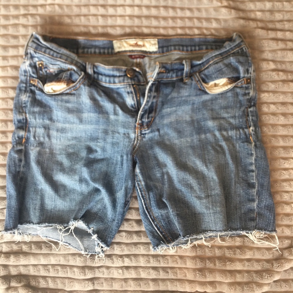 Hollister Shorts!